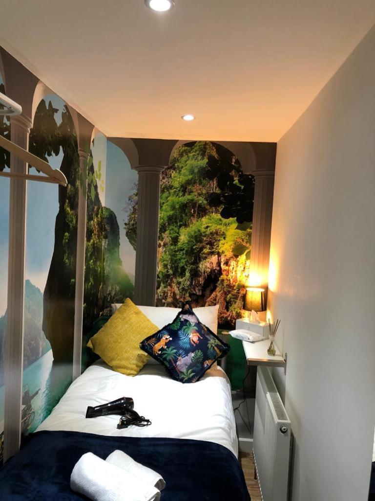 Euston Private 2 Min Walk To Station Homestay *