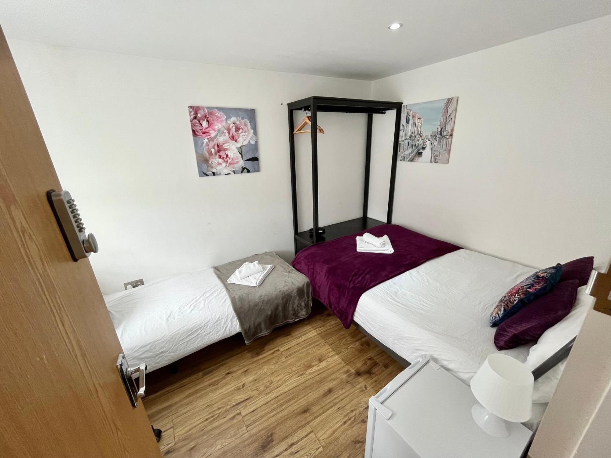 Euston Private 2 Min Walk To Station London